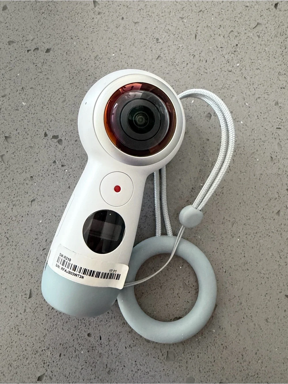Samsung Gear 360 and MicroSD Adapter